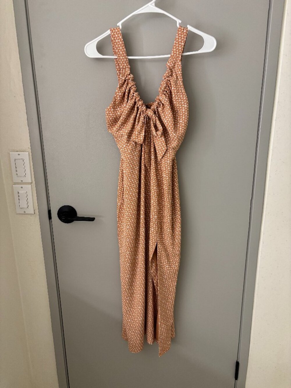 Abercrombie & Fitch XS Brown Ruched Tie Front Maxi Dress Side Slit